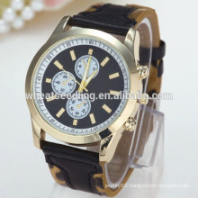 Trendy hot leather wrist watch men